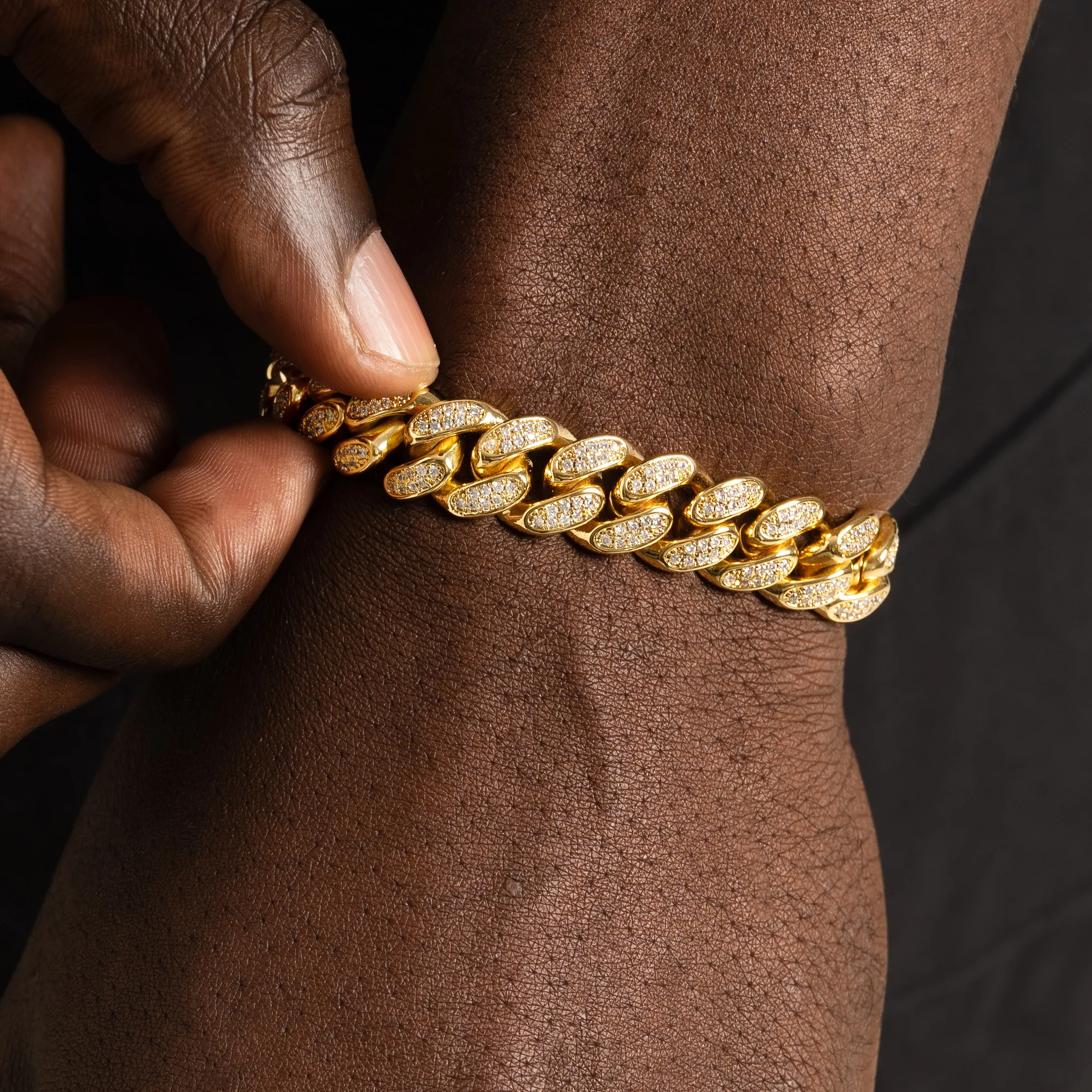 12mm Iced Cuban Bracelet Gold - Image 4