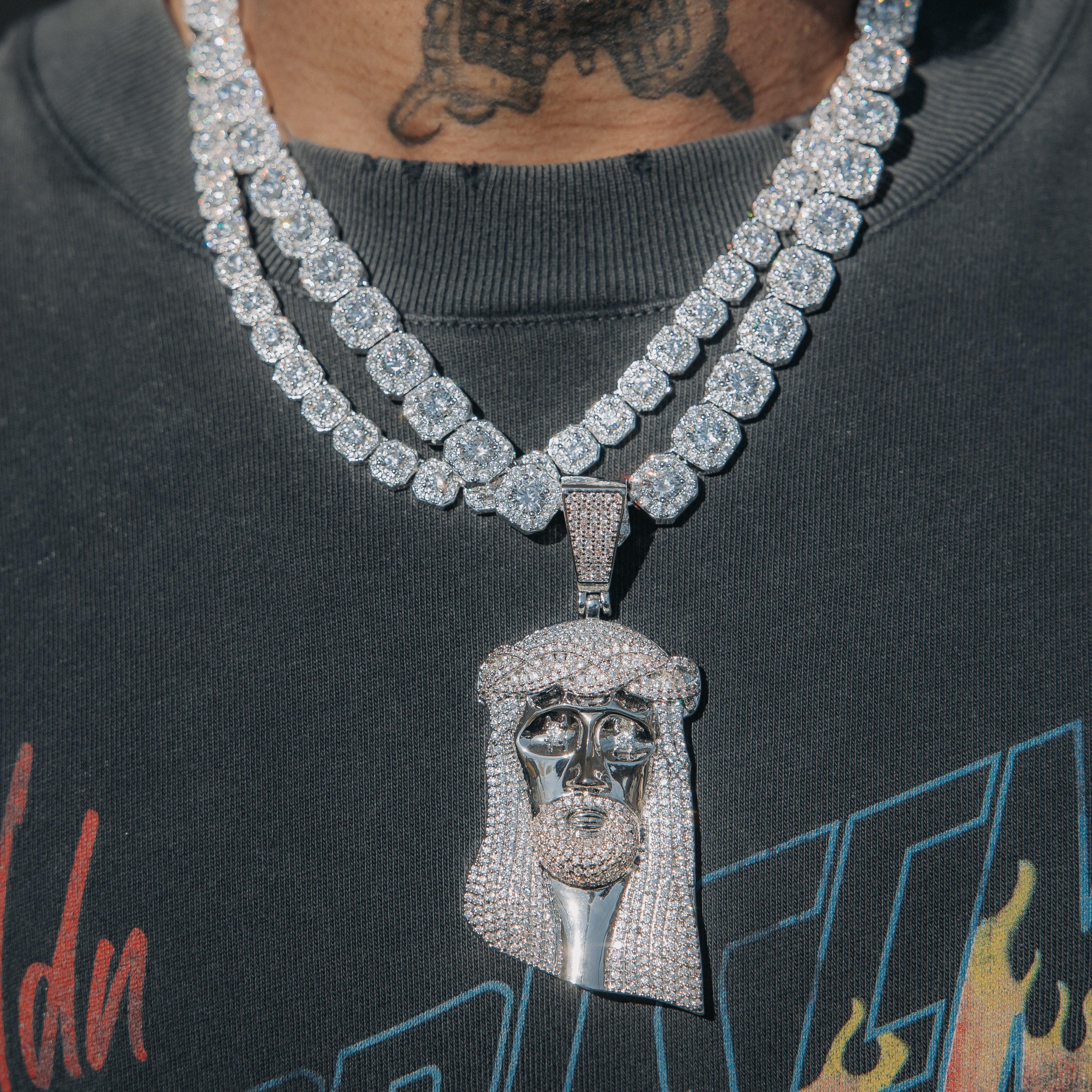 Large Jesus Pendant - Image 6