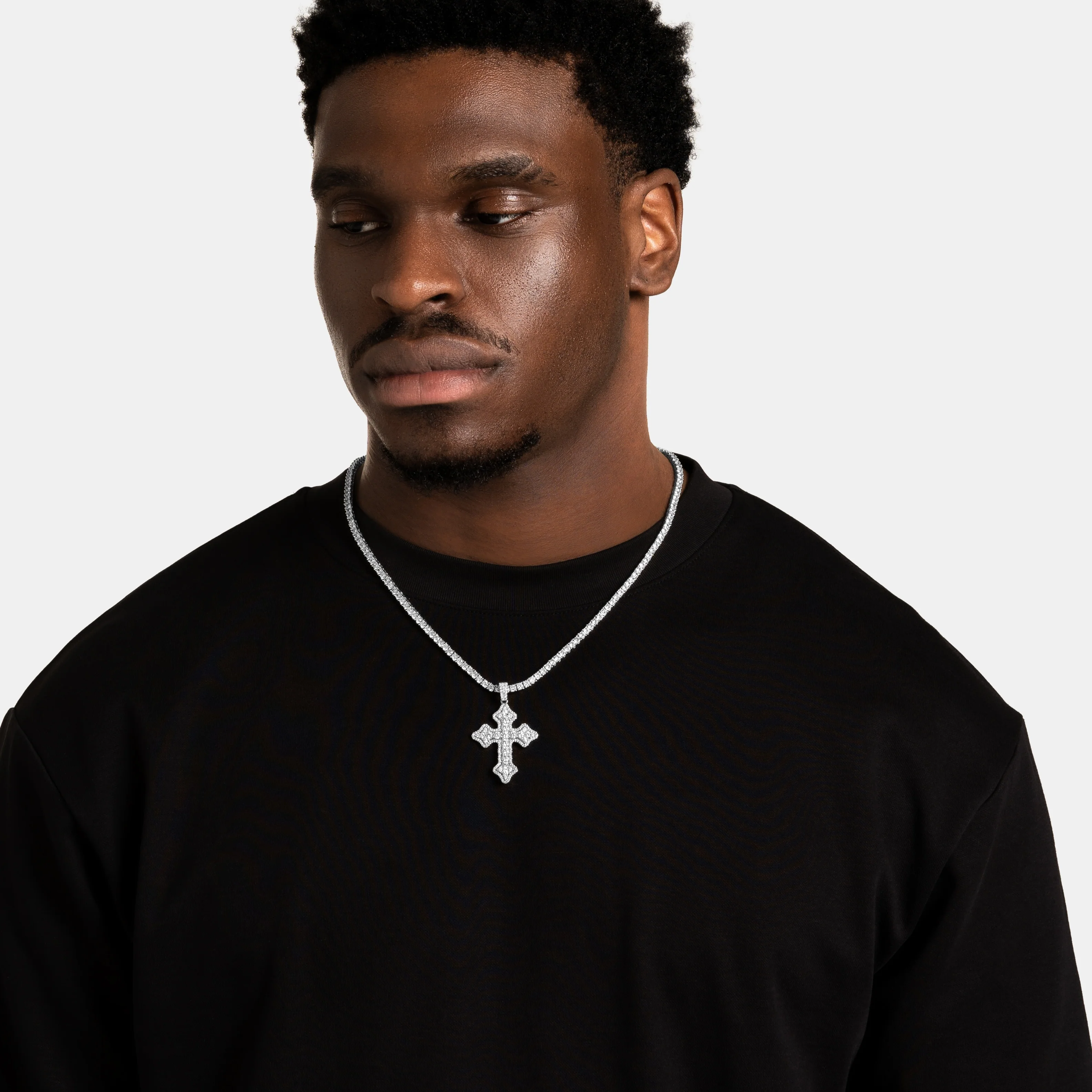 Clustered Cross Pendant - Image 5
