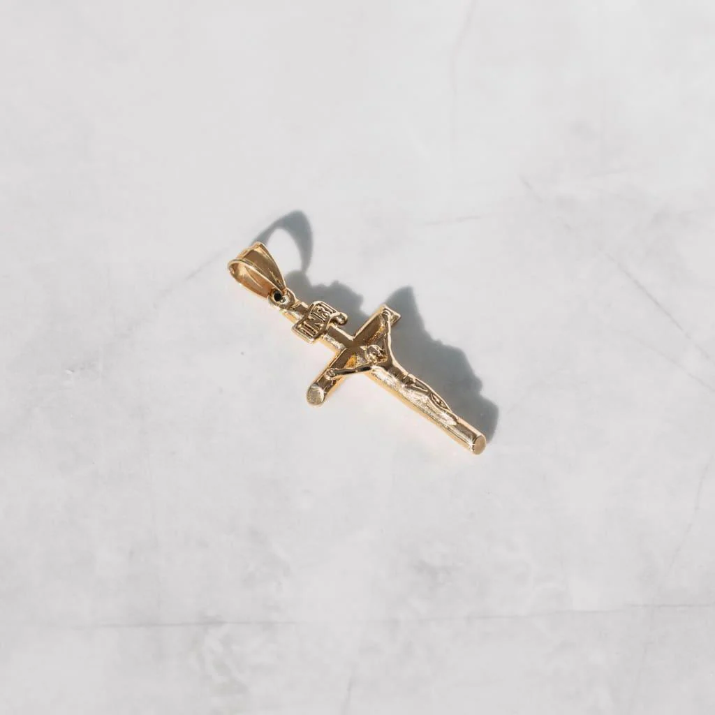 Crucifix Pendant Gold - Image 9