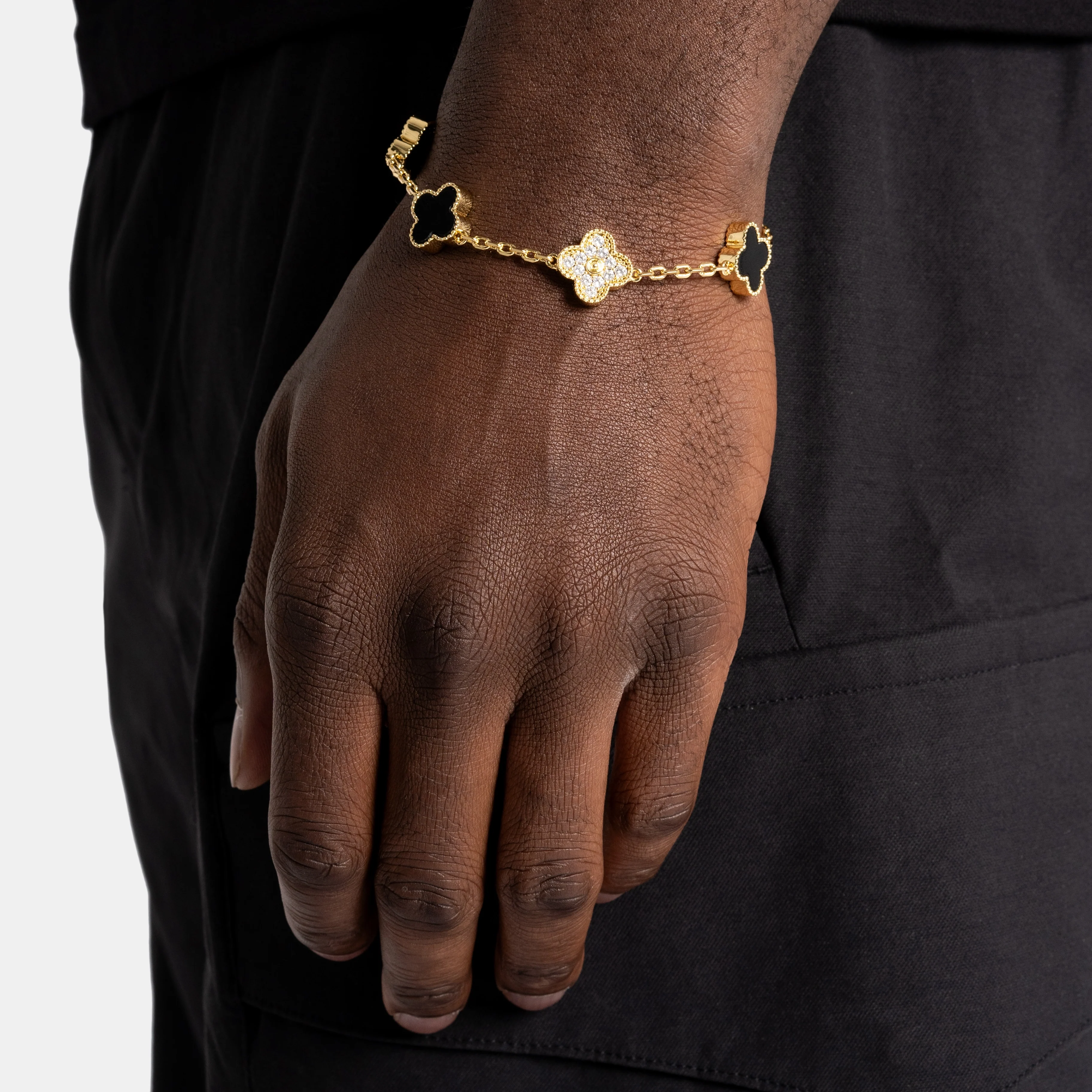 Moissanite Black Clover Bracelet Gold