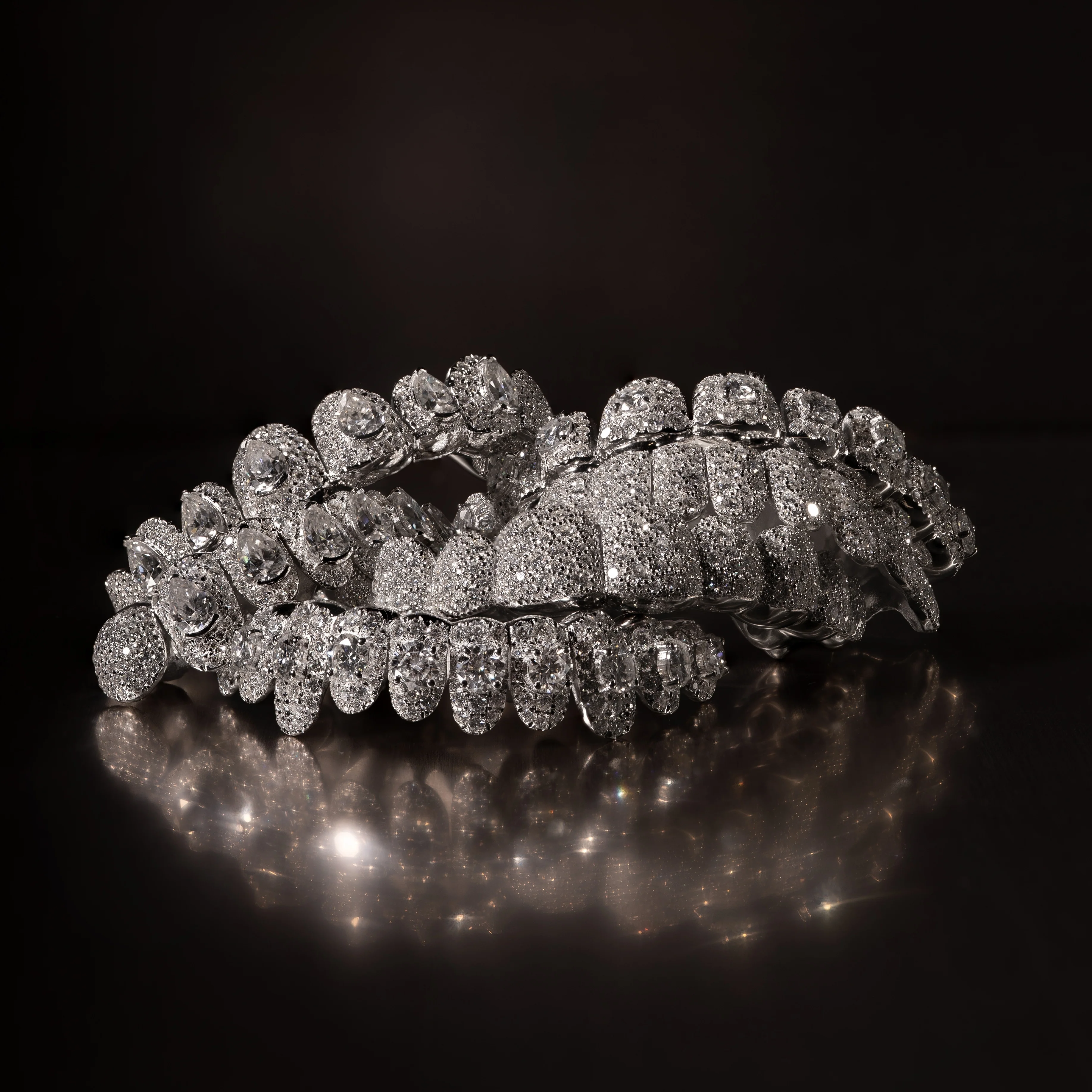 Rimless Honeycomb Moissanite Grillz - Image 8